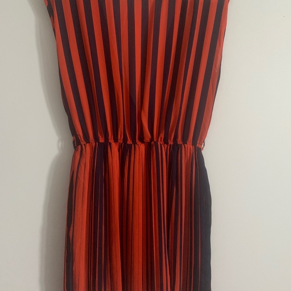 Cute summer dress (2 for 20$) - Picture 3 of 3